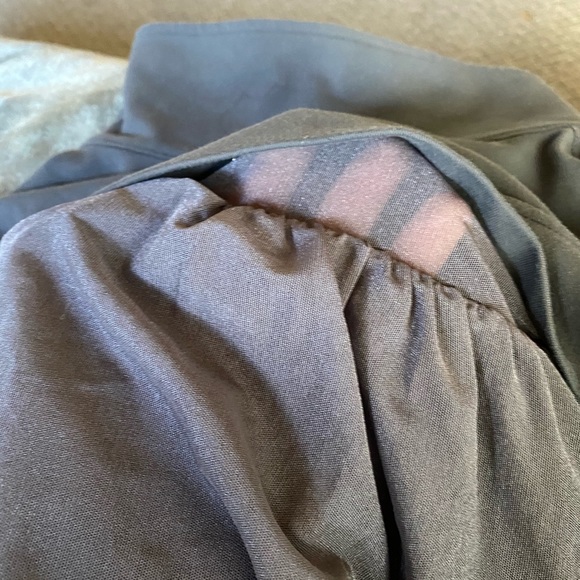 Lululemon jacket - Picture 4 of 5